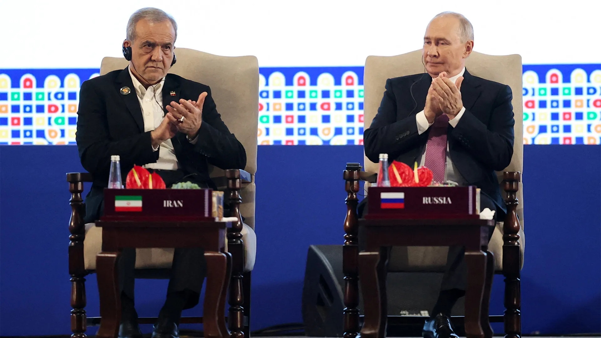 Putin ve Pezeşkiyan BRICS öncesi ABD'nin dolar hegemonyasını eleştirdi