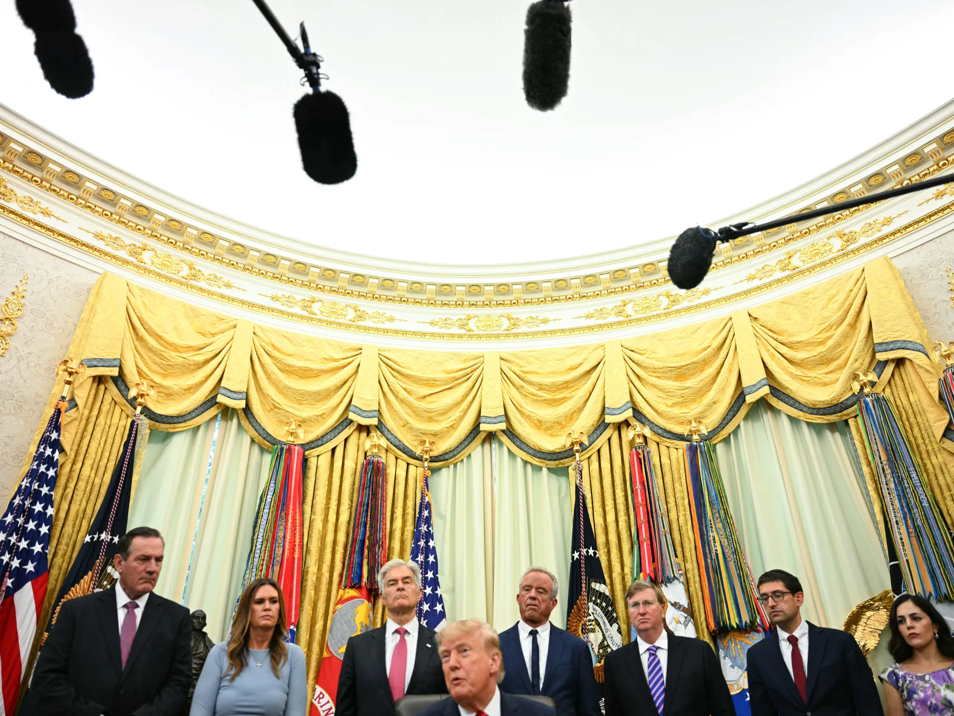 Trump, Ukrayna savaşı nedeniyle Rusya'ya yönelik kapsamlı yaptırım paketini imzaladı