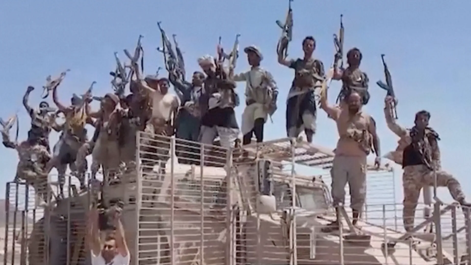 Yemen'deki Husiler hükümetin Marib ve Taiz'deki kalelerine doğru ilerliyor