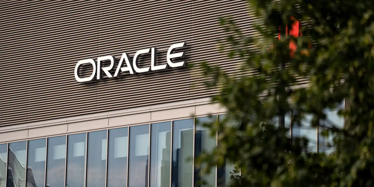 Oracle sermaye harcaması tahminini korudu ve bulut büyümesini açıkladı, hisseleri %7 arttı