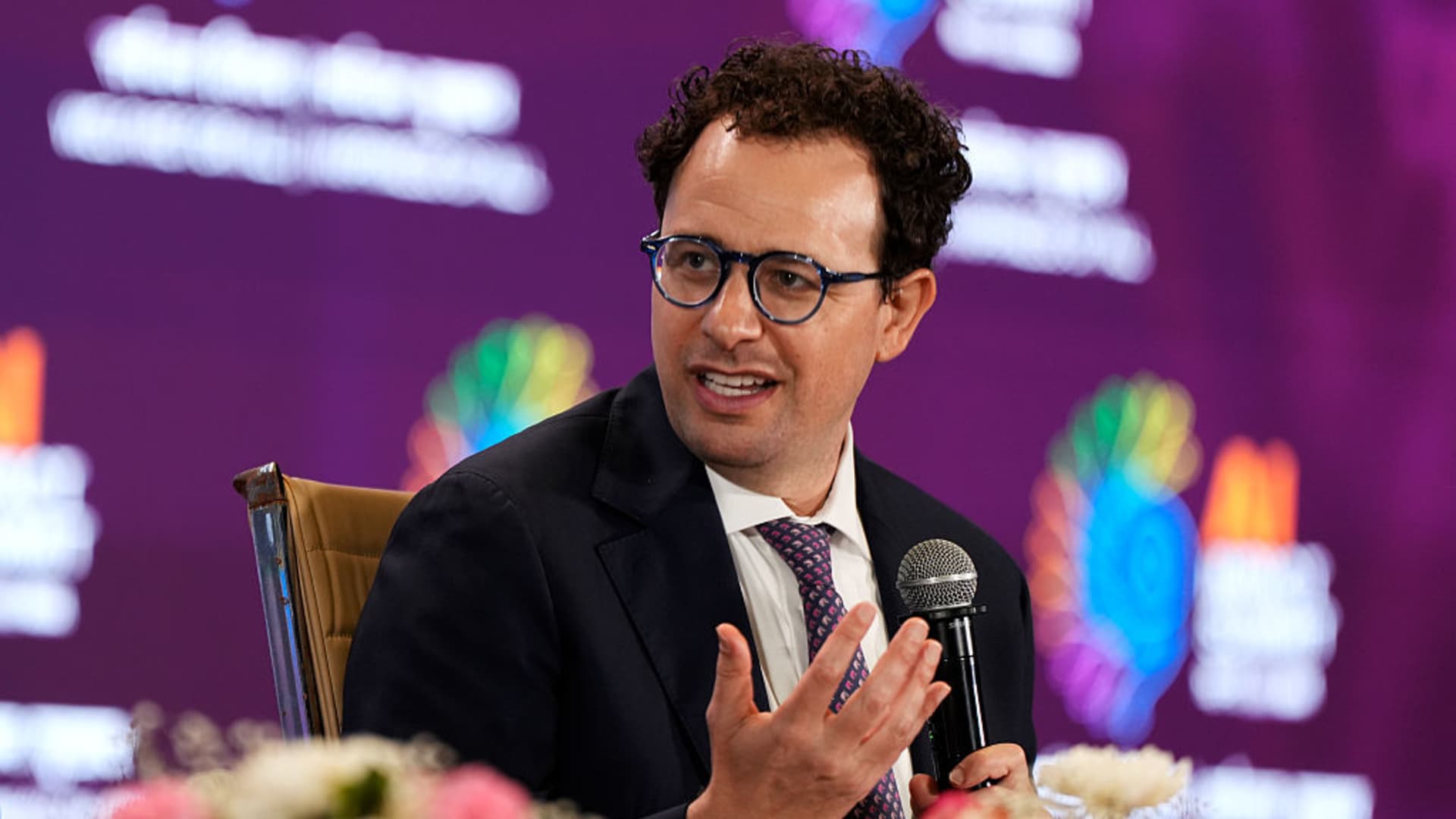 Anthropic CEO'su Amodei: Yapay zekayı yavaşlatma önerisinde Çin "en zorlu ikilemi" oluşturuyor