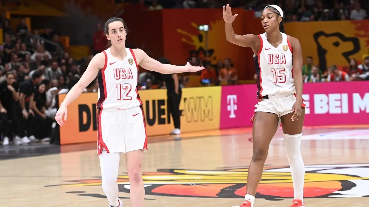 Caitlin Clark, FIBA Kadınlar Dünya Kupası'nı Kazandıktan Sonra Angel Reese ile 'Her Zaman Arkadaş Olduklarını' Söyledi