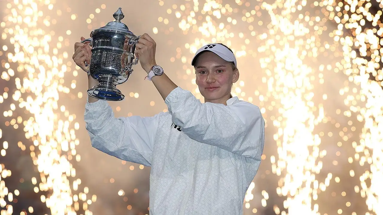 Elena Rybakina, Aryna Sabalenka'nın üst üste üçüncü Amerika Açık şampiyonluğu hayaline son verdi