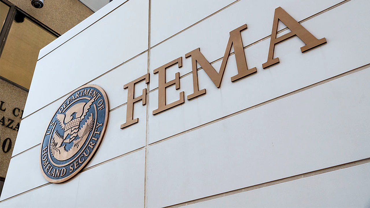 Federal Yargıç, Trump Yönetiminin FEMA İş Gücünü Yarıya İndirme Planının Yasadışı Olduğuna Karar Verdi