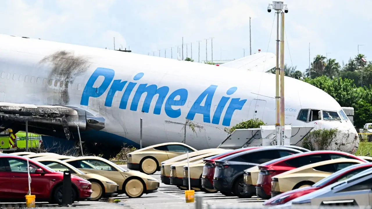 NTSB'ye göre Amazon kargo pilotu, Miami'deki ölümcül kazadan önce uçağın 'çok hızlı' olduğu konusunda defalarca uyardı