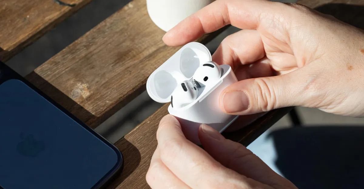 Premium AirPods 5, Apple'ın ürettiği en iyi açık kulaklıklar
