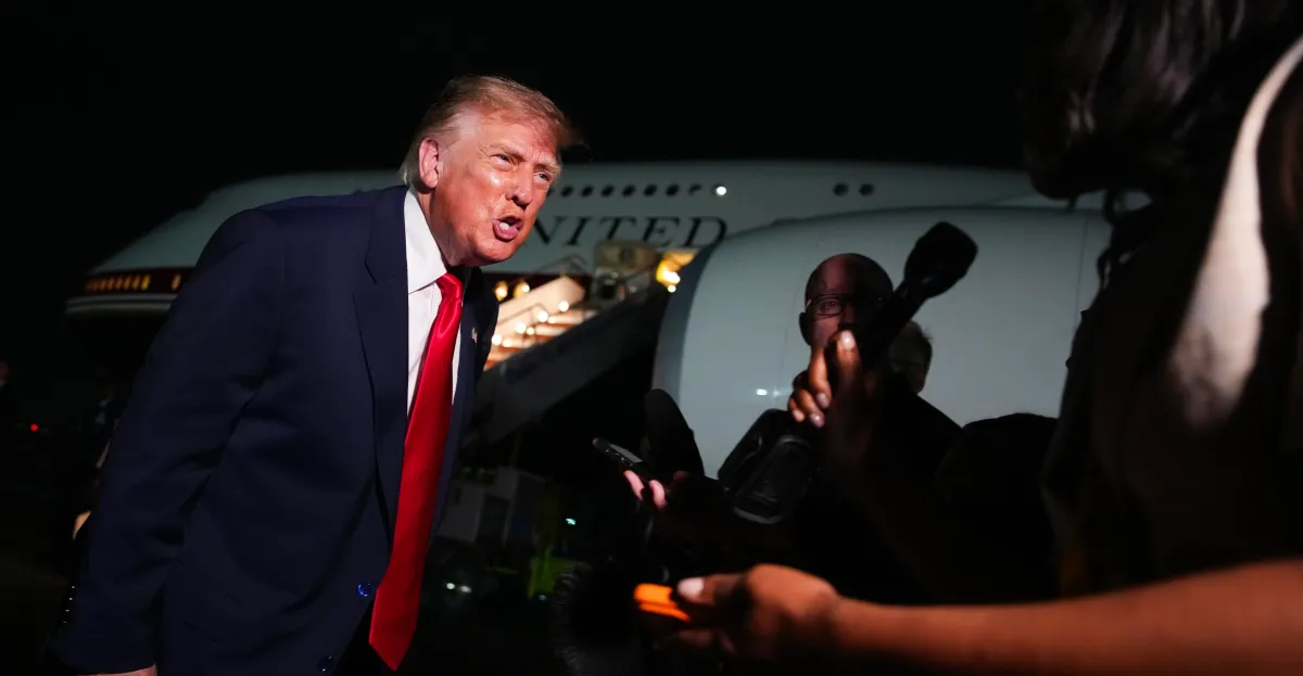 Trump'tan yeni gazeteci yasaklarıyla ifade özgürlüğüne bir darbe daha