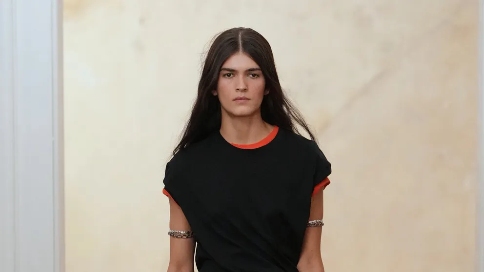 Eckhaus Latta İlkbahar 2027 Hazır Giyim Koleksiyonu | Vogue