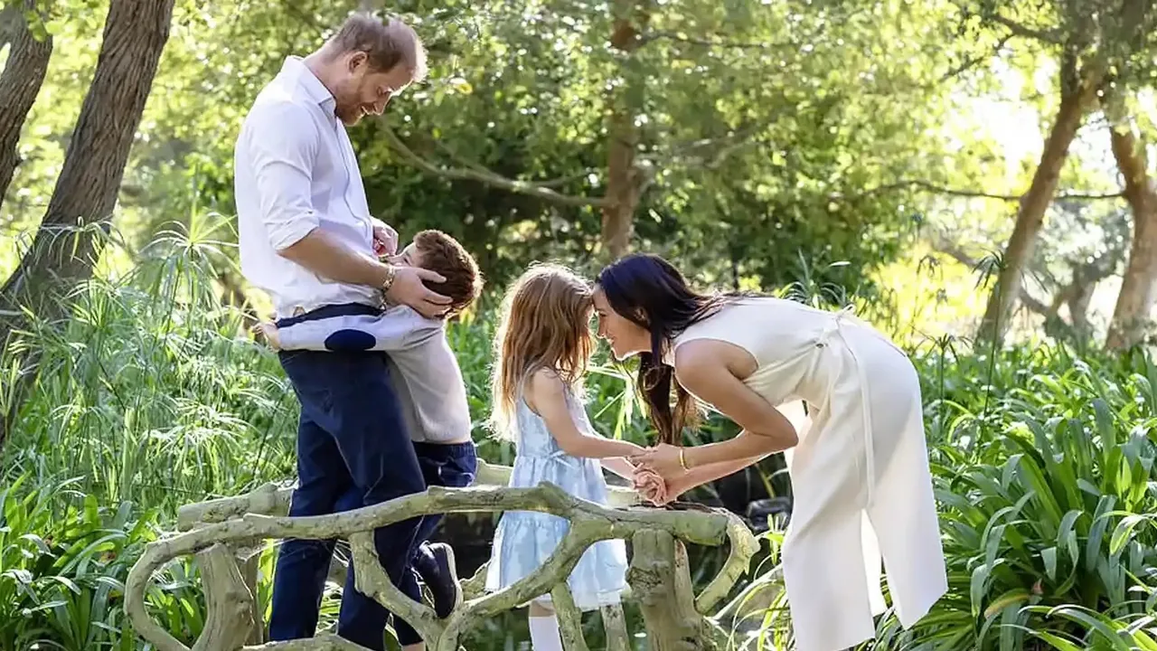 Meghan Markle'ın İngiltere'deki Yeni Aile Yaşamından İlk Görüntüler